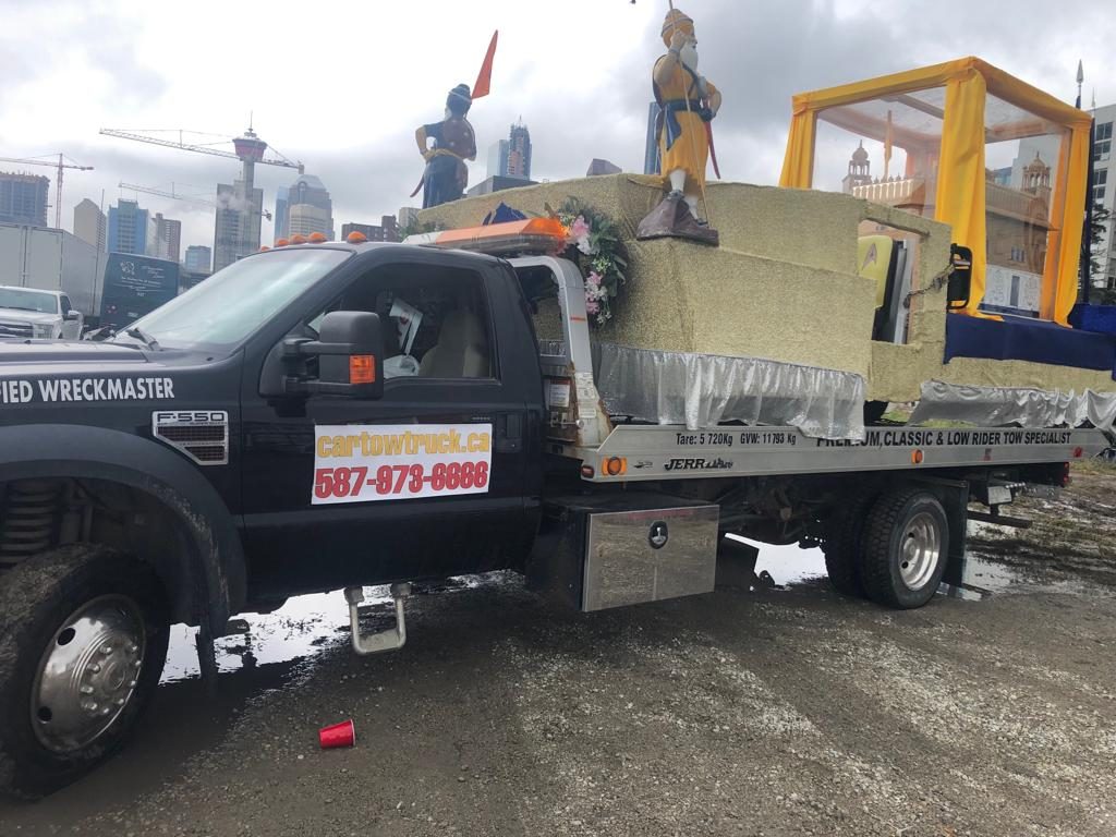 Float Towing for Calgary Stampede